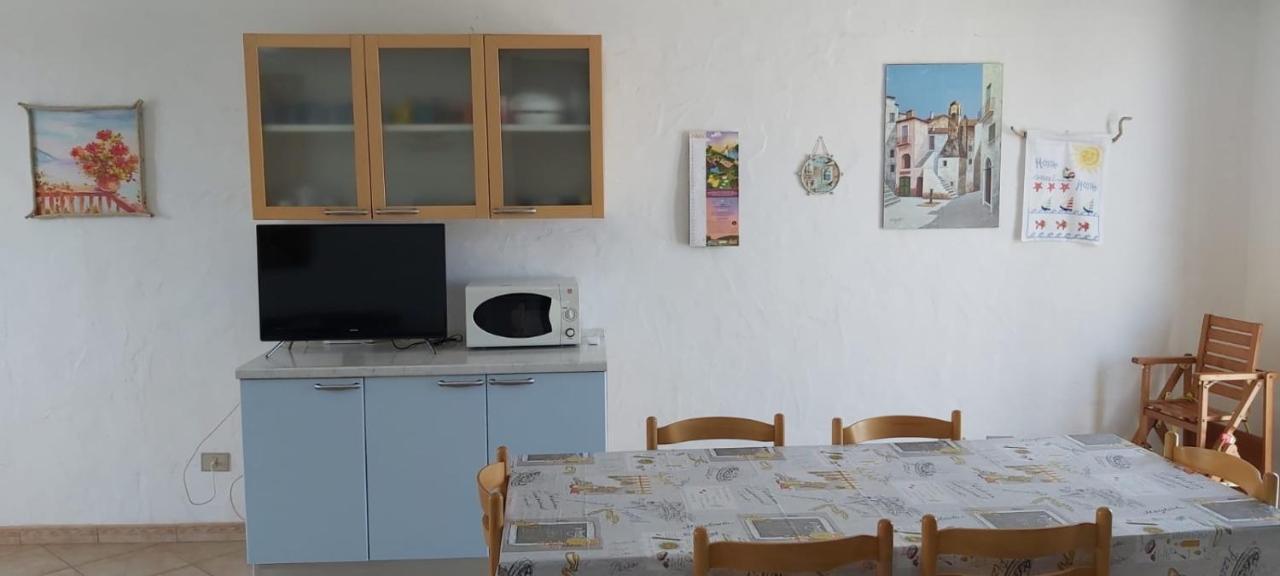 Appartamento Vista Mare Calasetta Eksteriør bilde